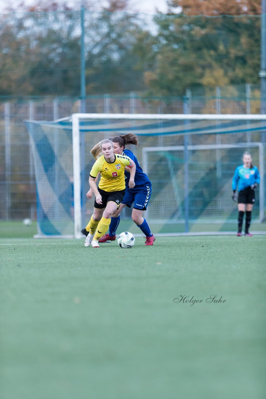 Bild 297 - F SSC Hagen Ahrensburg - SV Frisia 03 Risum-Lindholm : Ergebnis: 2:0